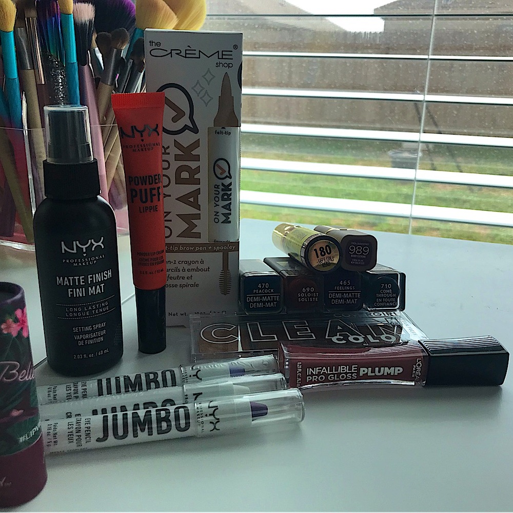 Unopened make up lot
